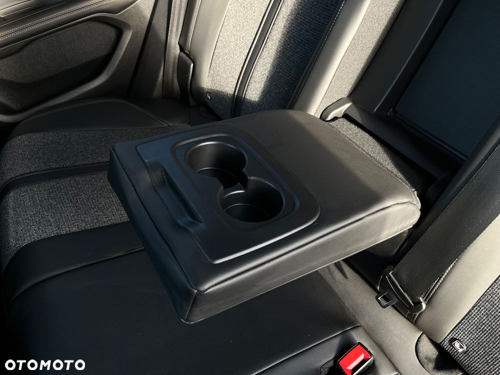 Peugeot 3008 PureTech 130 Stop & Start GPF EAT8 Allure - 27