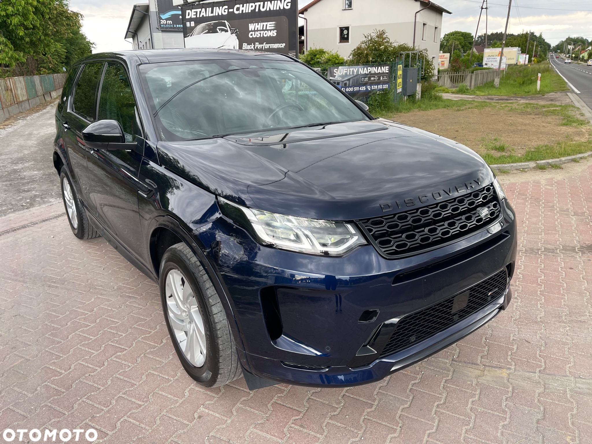 Land Rover Discovery Sport D165 FWD R-Dynamic SE - 6