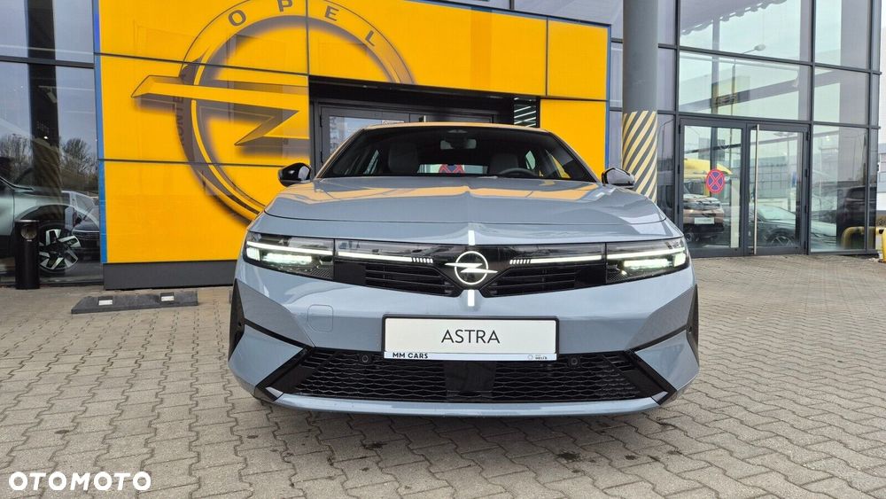 Opel Astra - 2