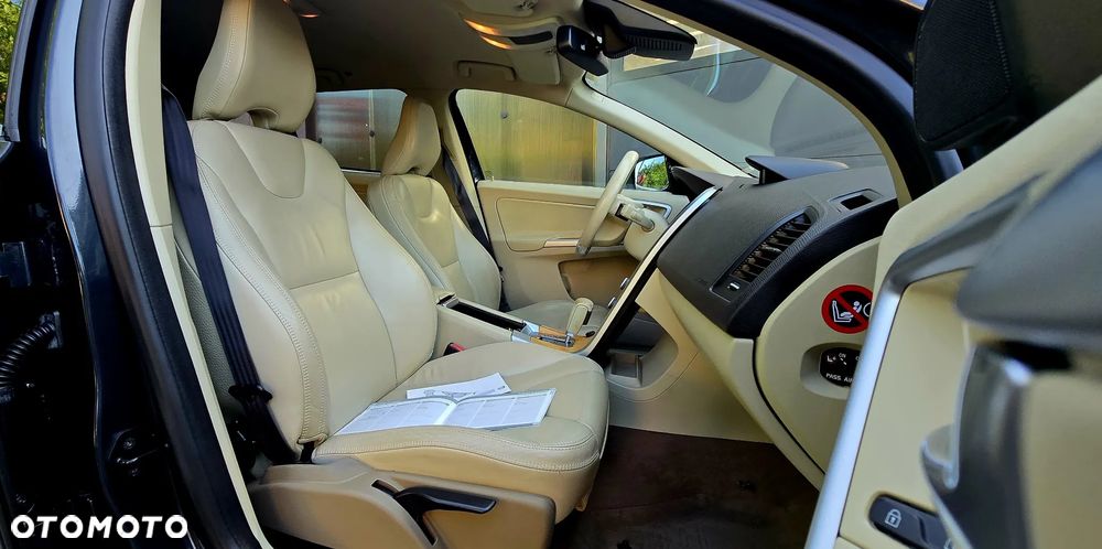 Volvo XC 60 D3 Summum - 18