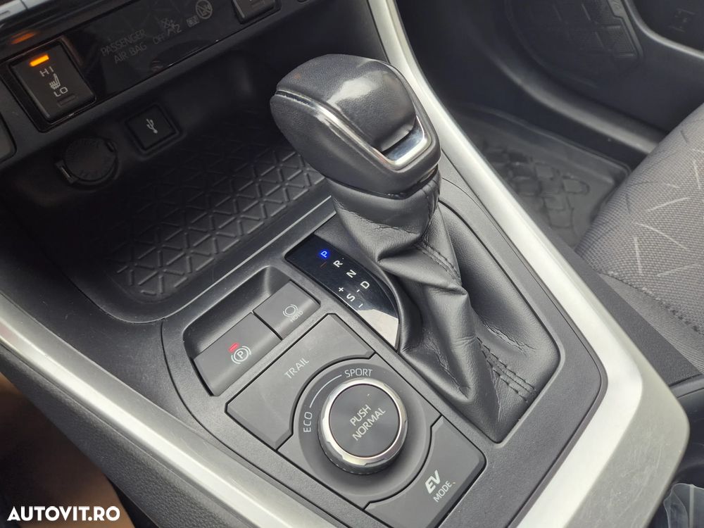 Toyota RAV4 2.5 VVT-iE 4x4 Dynamic - 22