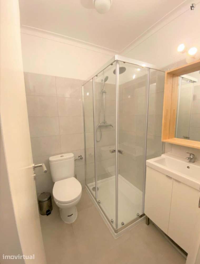 Quarto - localizado em Bela Vista Lisbon - Grande imagem: 2/23