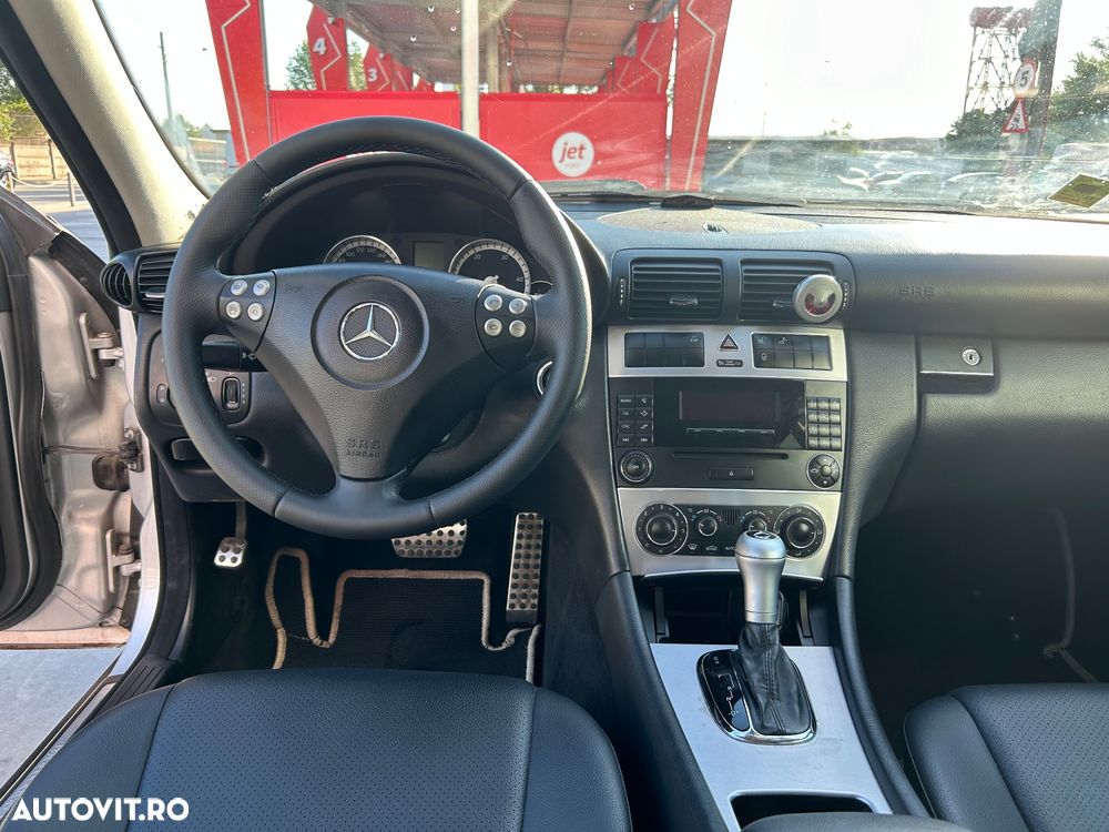 Mercedes-Benz C - 13