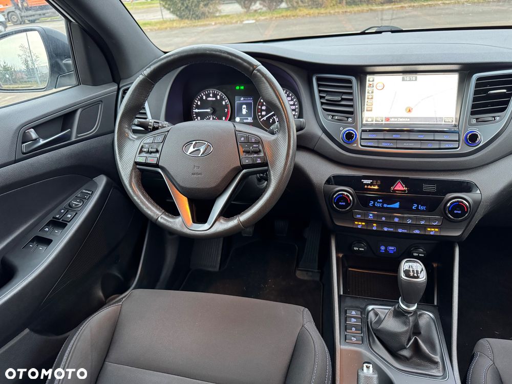Hyundai Tucson 1.6 GDi 2WD Select - 16
