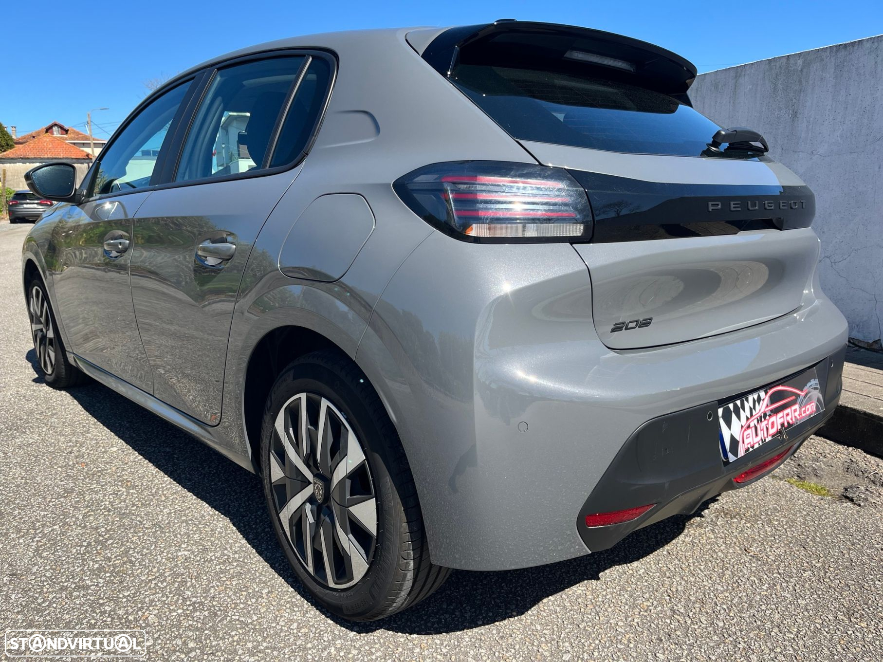 Peugeot 208 1.2 PureTech Like - 7
