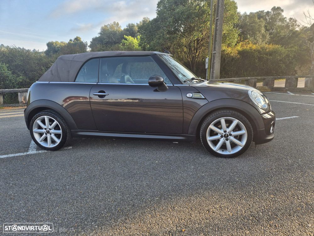 MINI Cabrio Cooper Highgate - 4