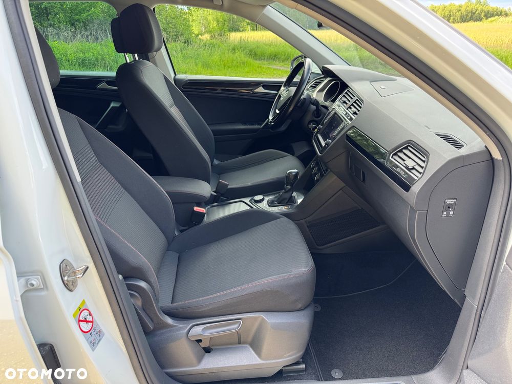 Volkswagen Tiguan 2.0 TDI SCR 4MOTION (BlueMotion Techn.) DSG Sound - 38