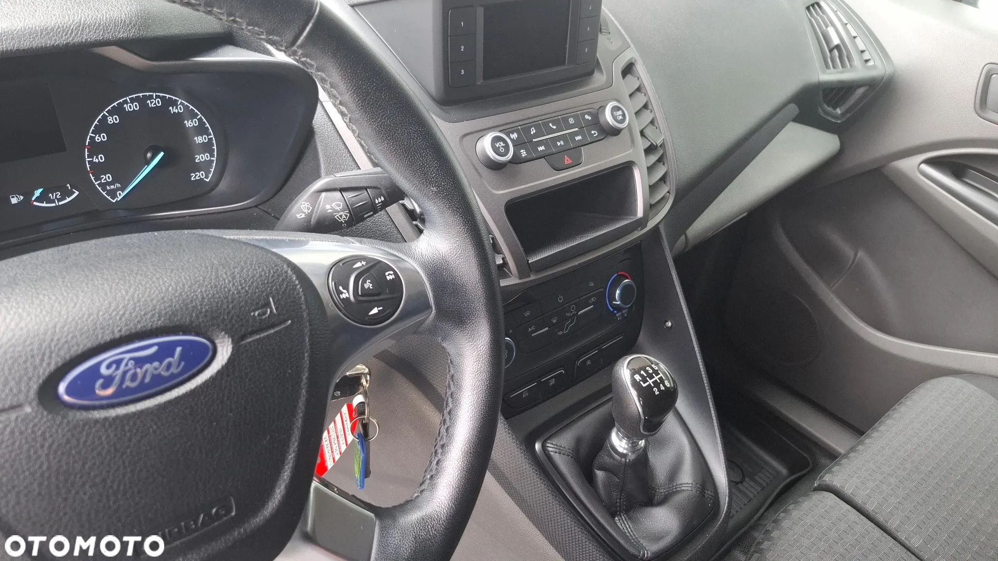 Ford CONNECT - 18