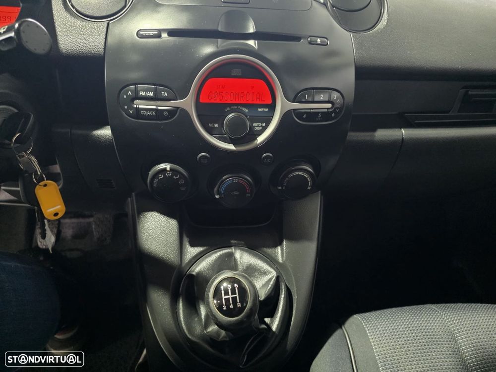 Mazda 2 1.3 MZR Sport - 13