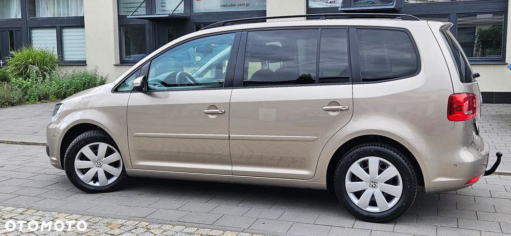 Volkswagen Touran 1.6 TDI DPF BlueMot Comfortline - 21