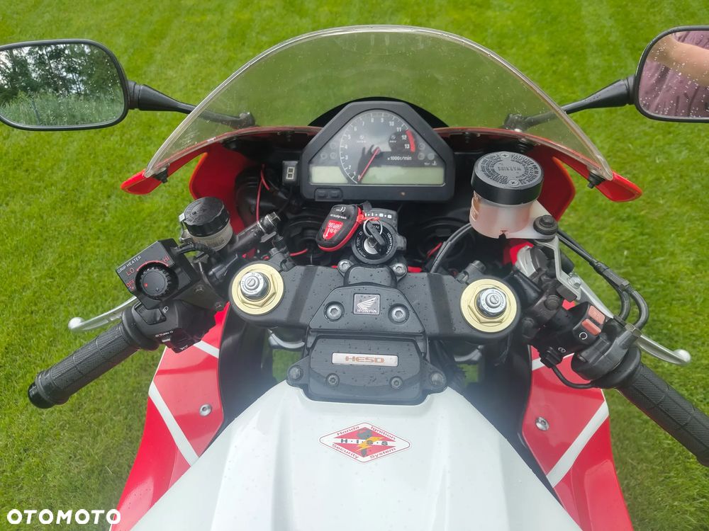 Honda CBR - 5