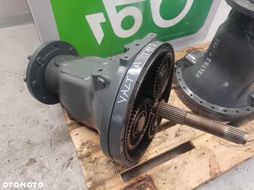 Układ planetarny Valtra T 213 {TB0783B tył} - 6