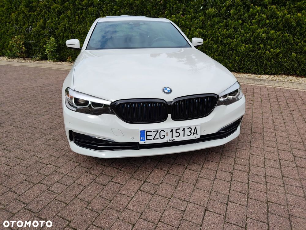 BMW Seria 5 530i mHEV Luxury Line sport - 4