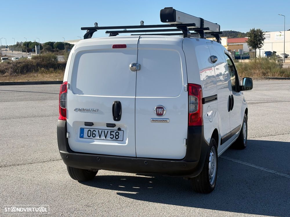 Fiat Fiorino 1.3 M-Jet SX - 13