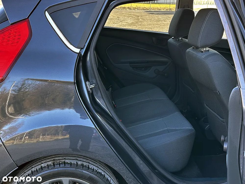 Ford Fiesta 1.4 Titanium - 21
