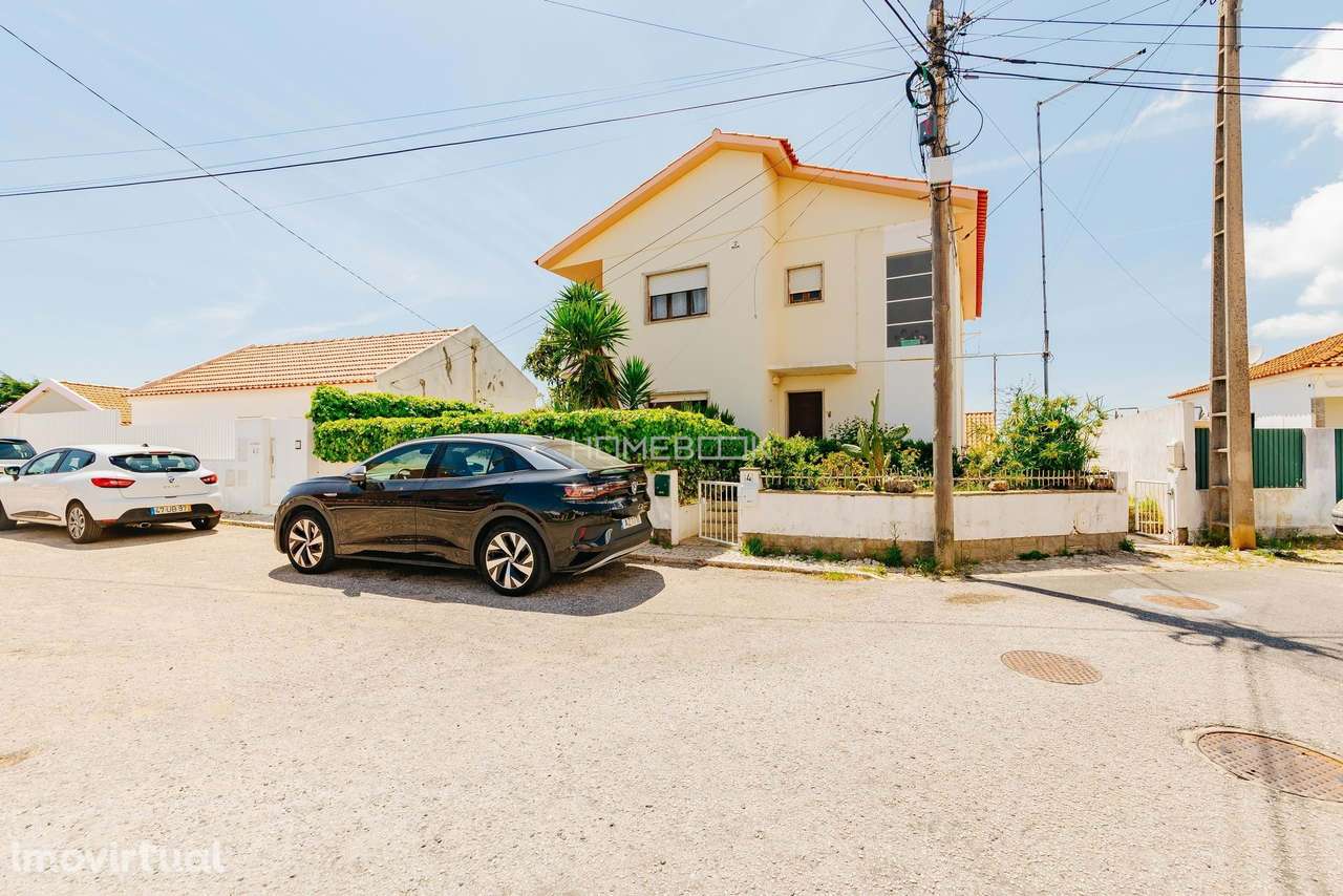 Moradia com rendimento e potencial em Tires - Grande imagem: 2/40