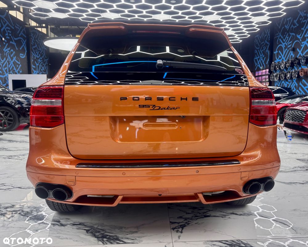 Porsche Cayenne - 7