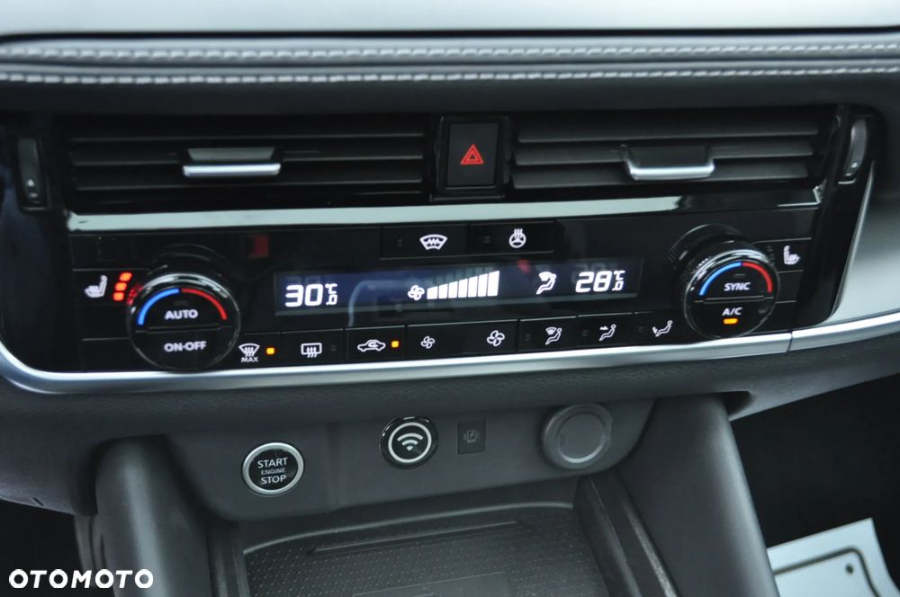 Nissan Qashqai 1.3 DIG-T MHEV Xtronic N-Connecta - 31