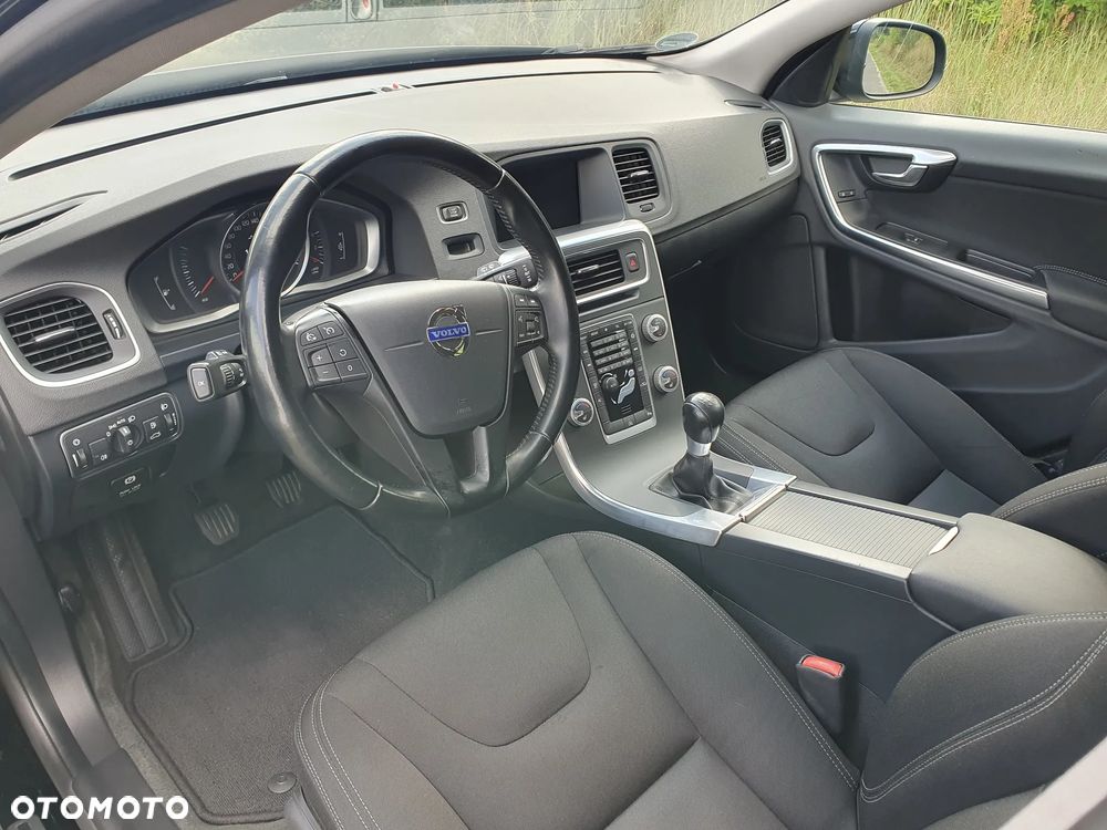 Volvo V60 - 10