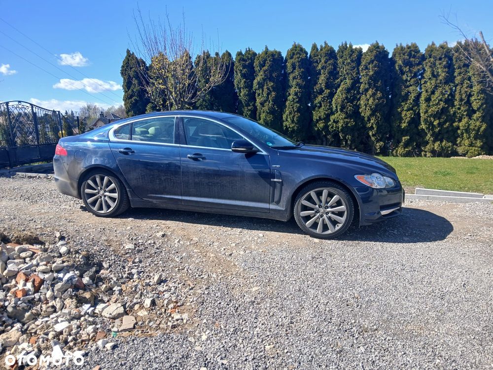 Jaguar XF 3.0 V6 D - 7