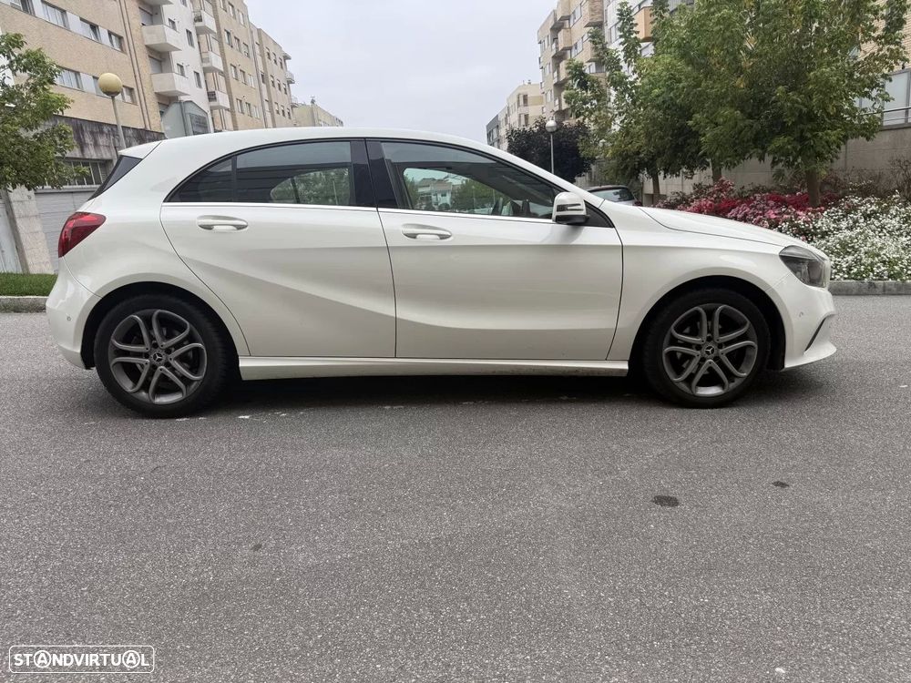 Mercedes-Benz A 160 d 7G-DCT Style — fotografia 7