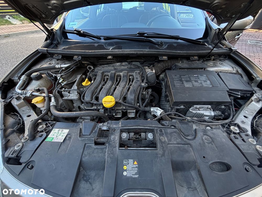 Renault Megane 1.6 16V Life - 5