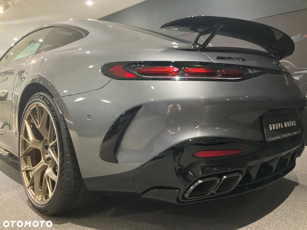 Mercedes-Benz AMG GT - 9