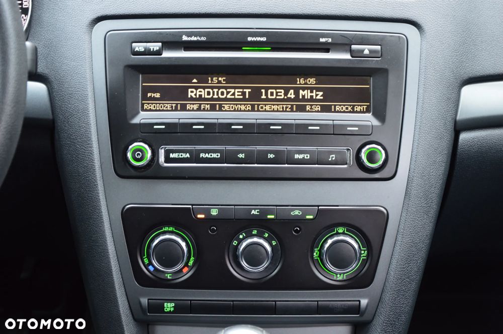 Skoda Octavia 1.6 Ambiente - 21