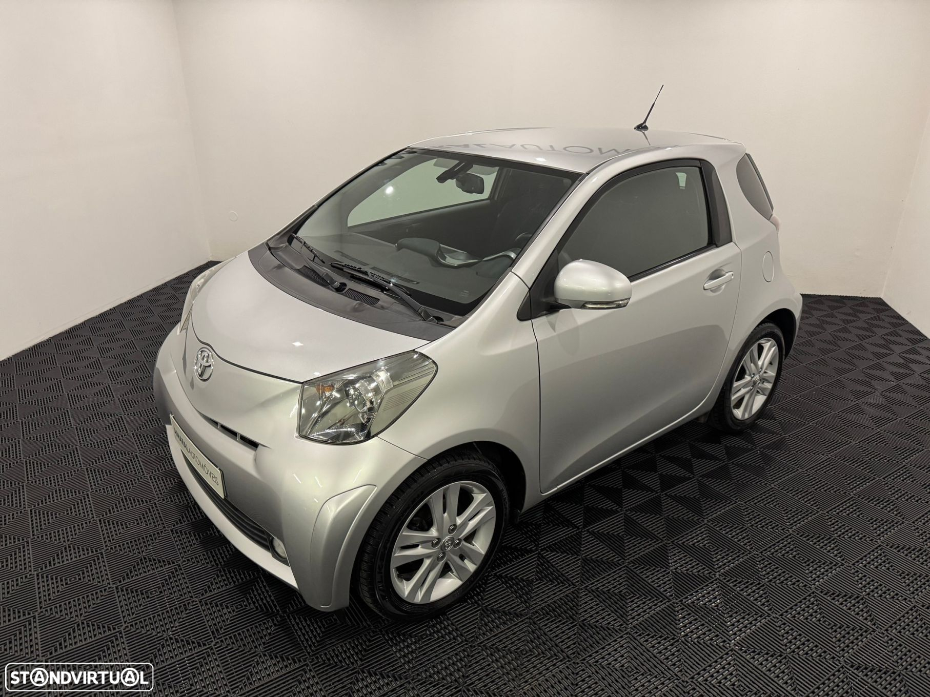 Toyota iQ 1.33 VVT-i - 21