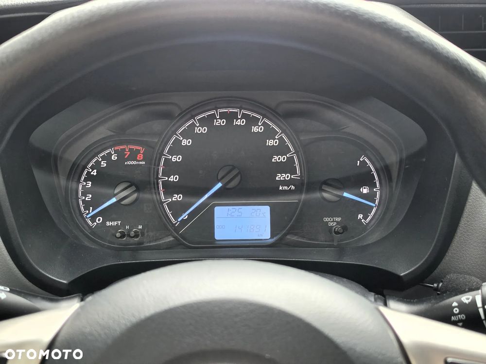 Toyota Yaris - 16