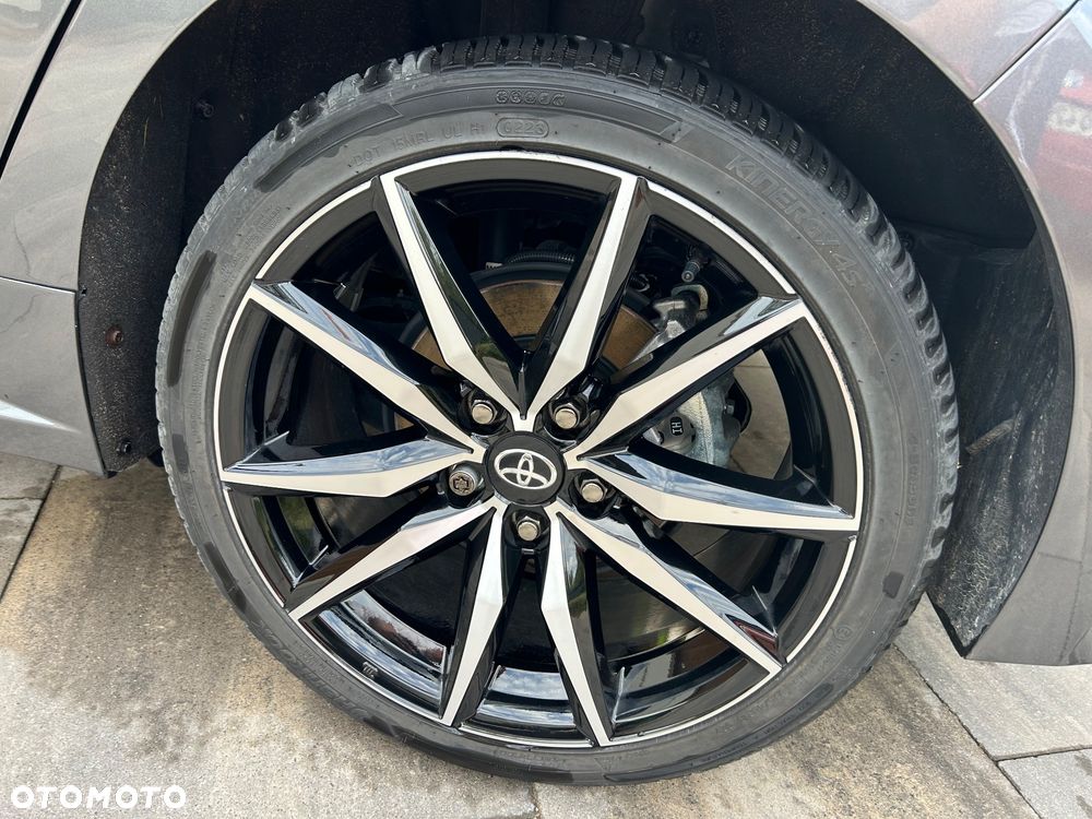Toyota Corolla 2.0 Hybrid GR Sport - 12
