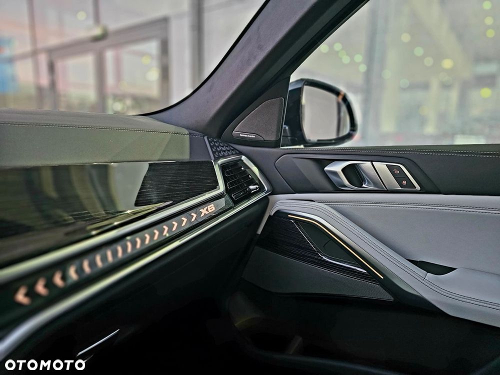 BMW X6 xDrive30d - 26