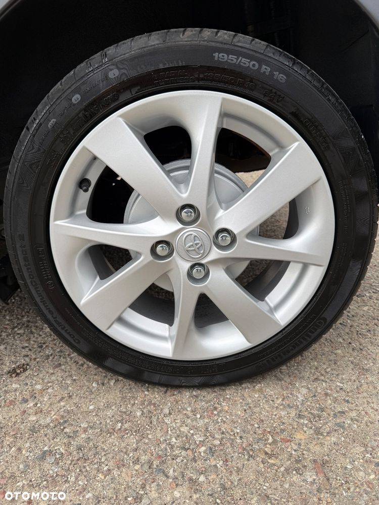 Toyota Yaris 1.0 VVT-i Trend - 27