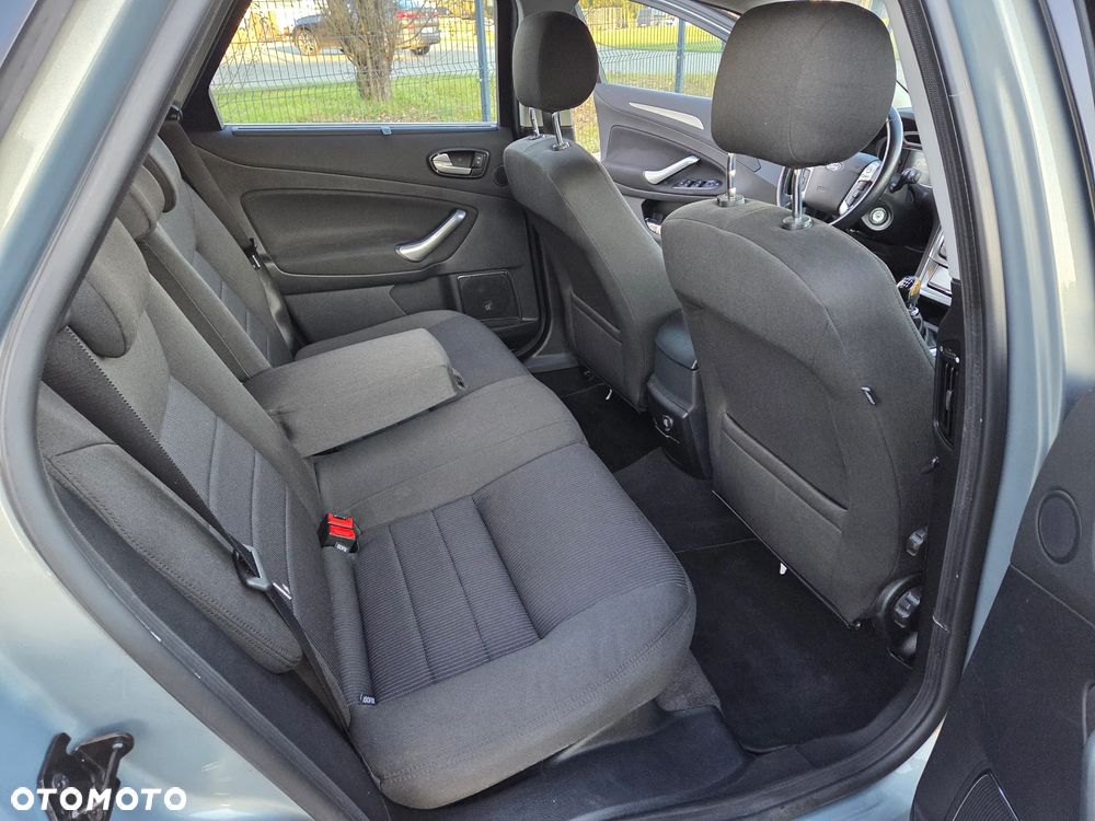 Ford Mondeo 2.0 TDCi Titanium S - 18