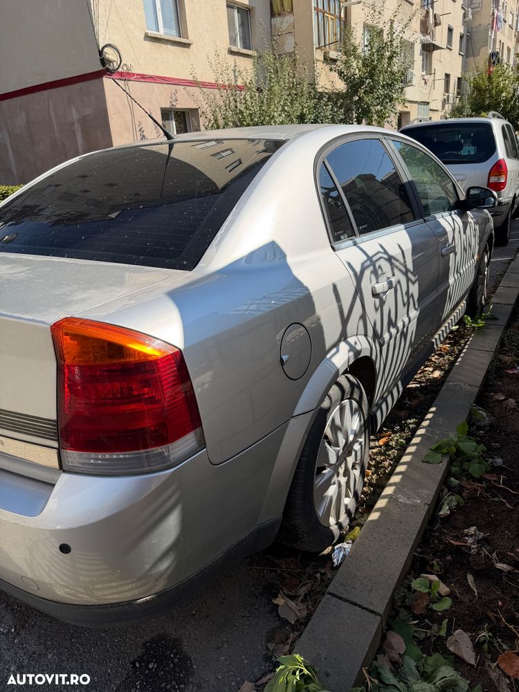 Opel Vectra 2.2TDi Elegance - 4