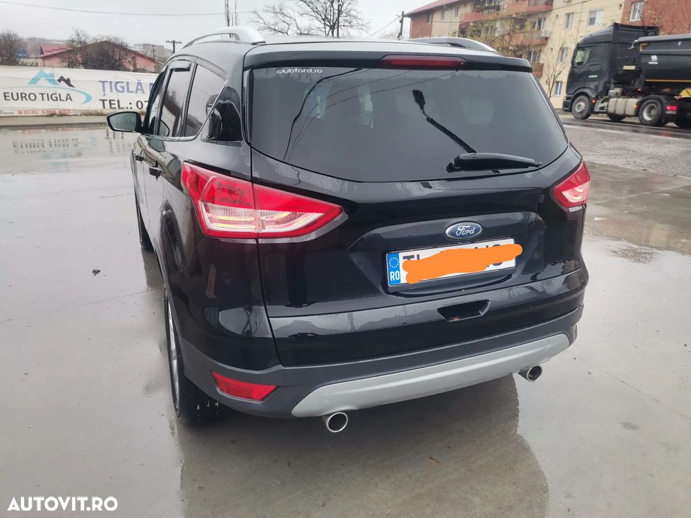 Ford Kuga 2.0 TDCi 4x4 Aut. SYNC - 6