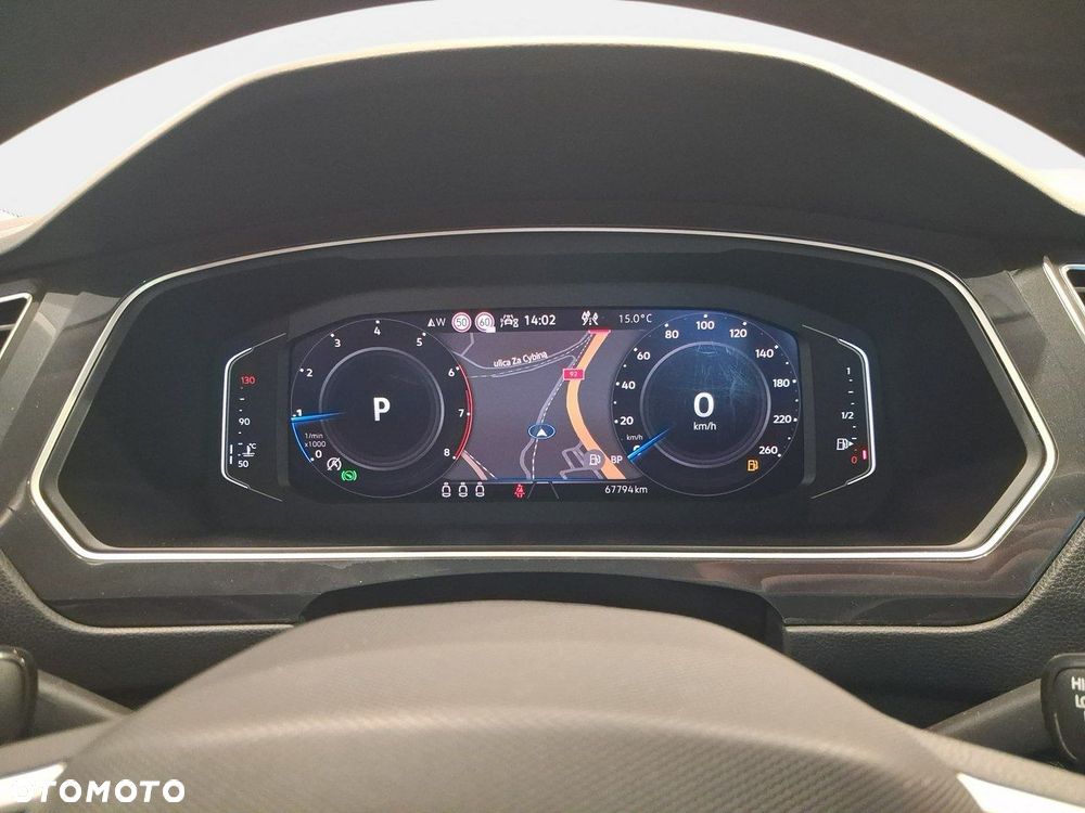 Volkswagen Tiguan - 19