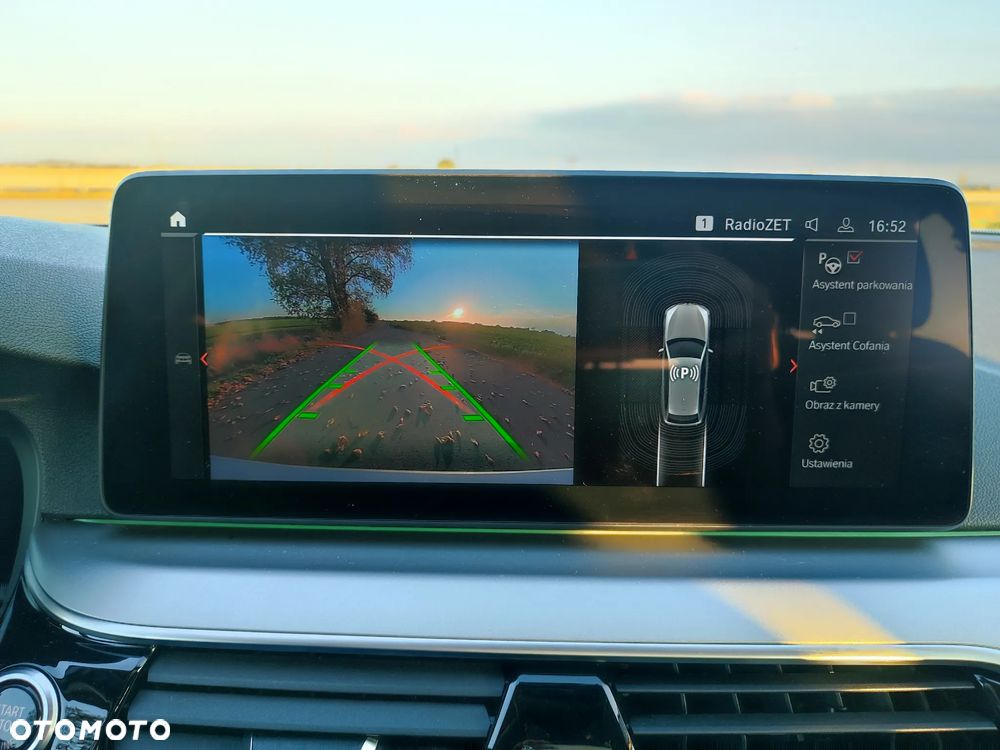 BMW Seria 5 530d xDrive Touring - 18