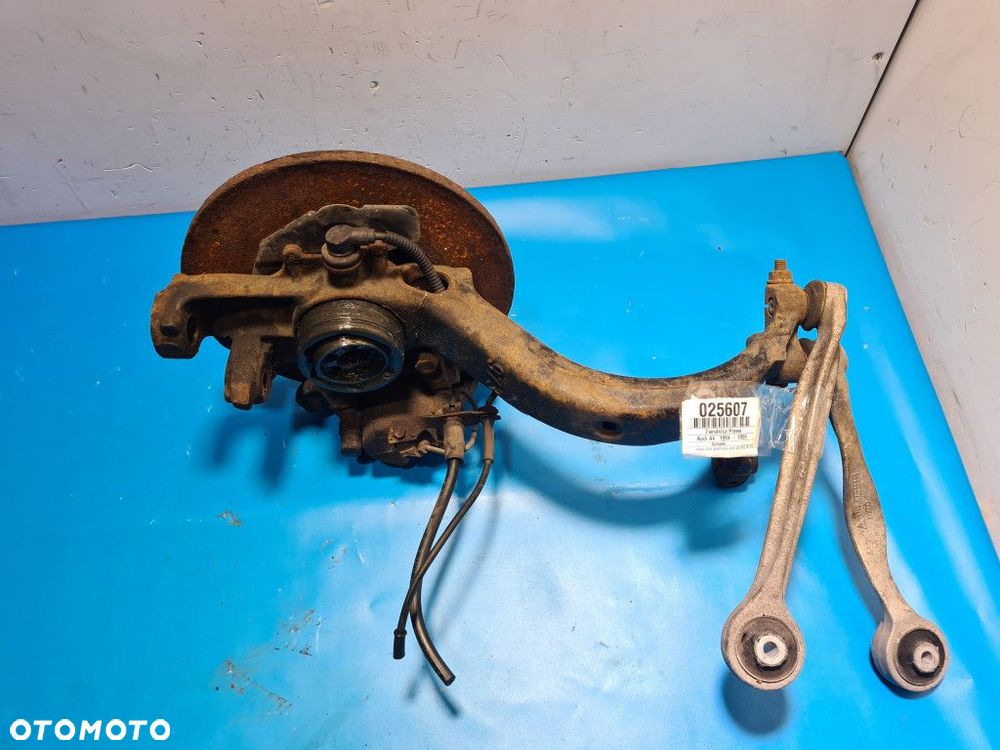 ZWROTNICA PRAWA AUDI A4 B5 8D0407258 ADR - 10