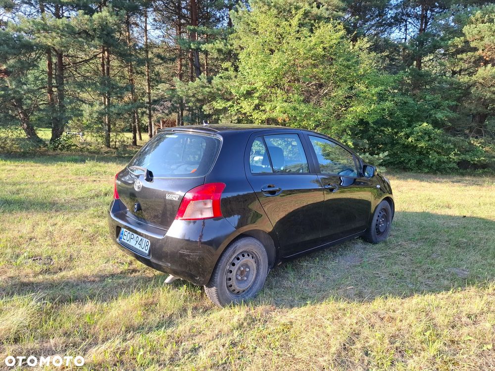 Toyota Yaris 1.3 Luna - 1