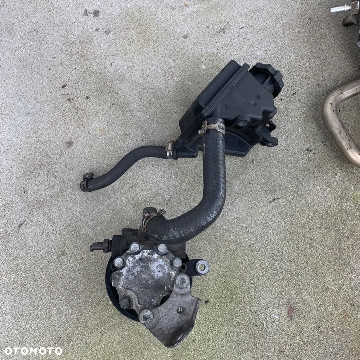 MERCEDES vito viano 30 cdi om 642 pompa wspomagania 7 PK - 3