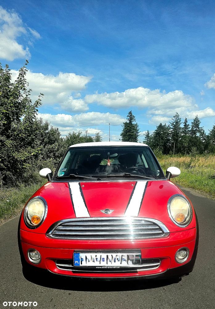MINI Cooper Standard - 1