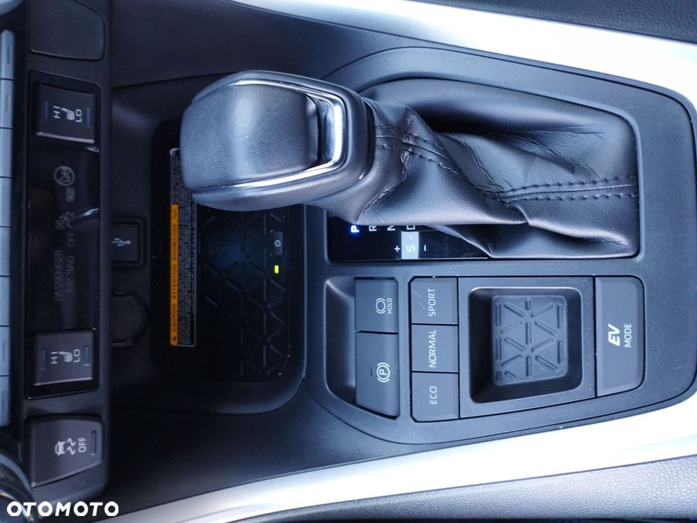 Toyota RAV4 2.5 Hybrid Selection 4x2 - 22