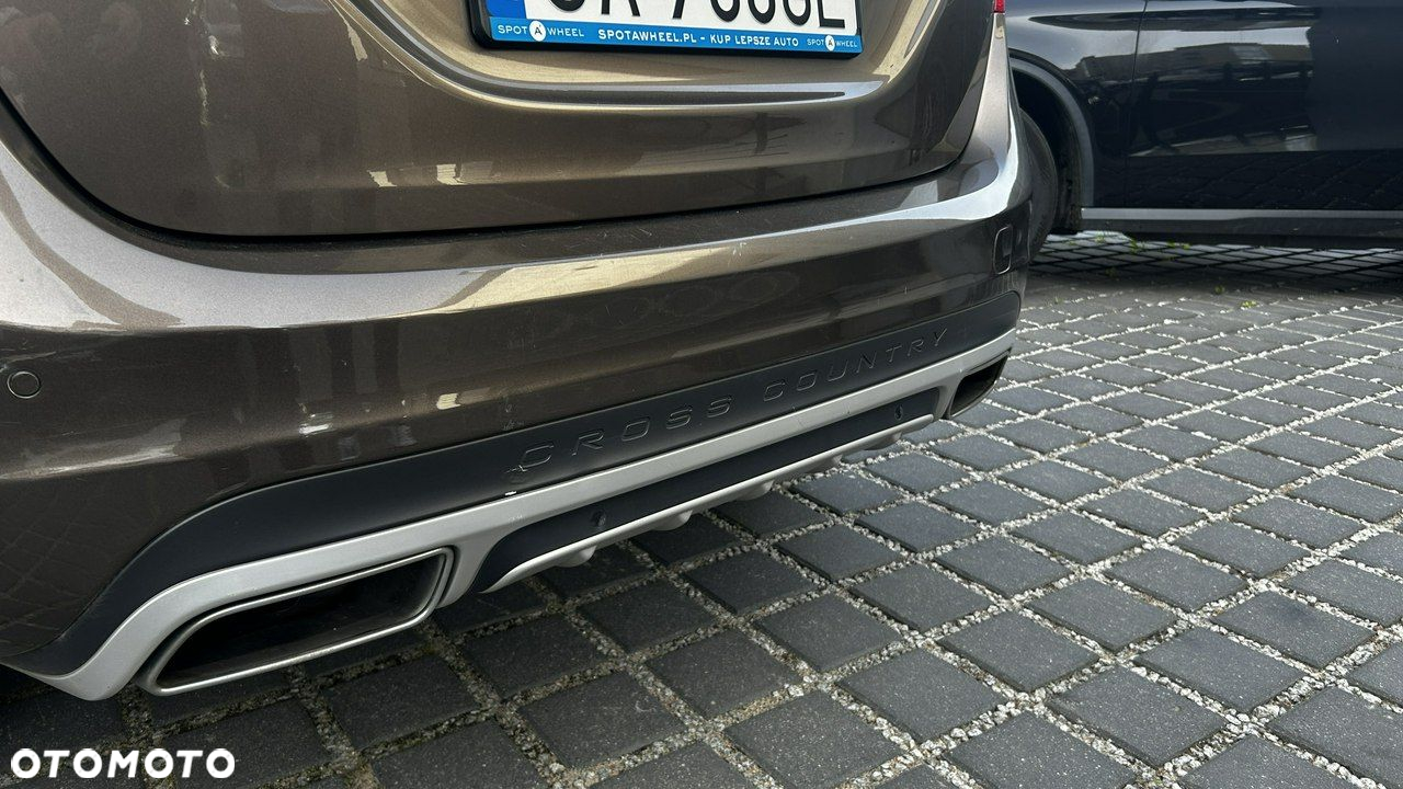 Volvo V60 Cross Country - 16