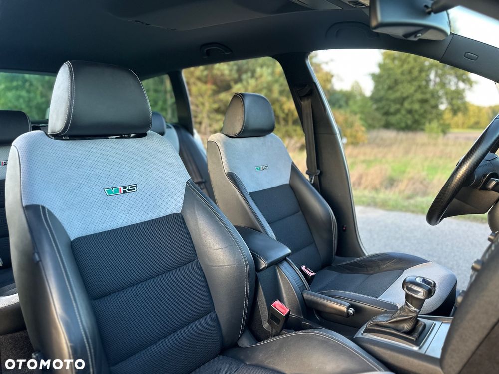 Skoda Octavia 2.0 TDI CR DPF DSG RS - 23