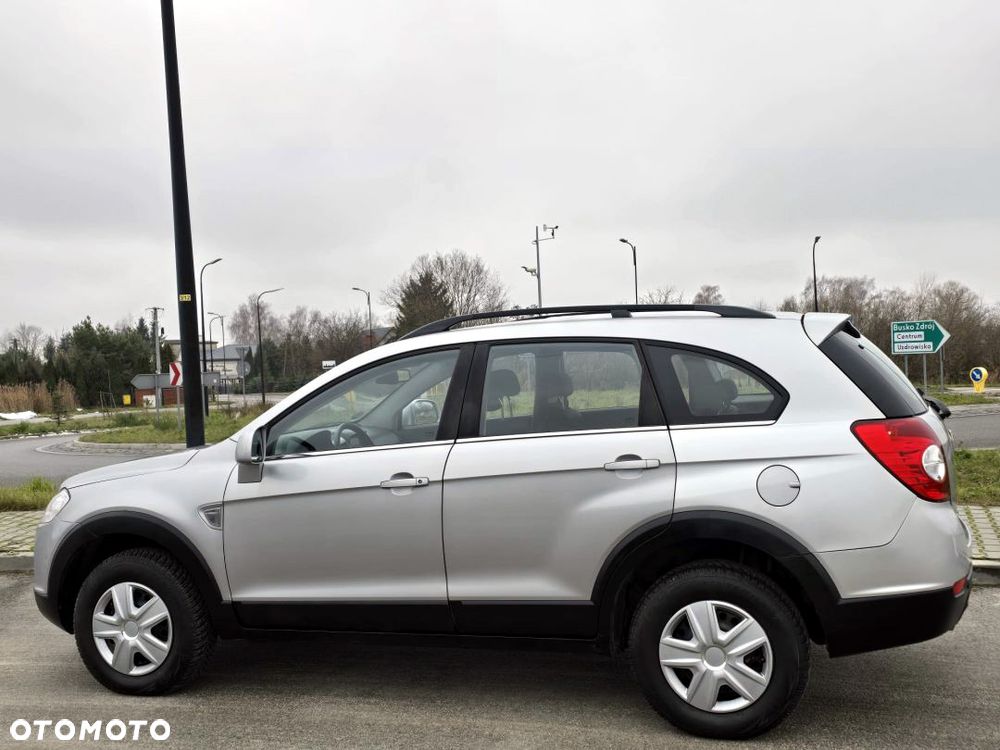 Chevrolet Captiva 2.0 4WD 7 Sitzer LT Exclusive - 9