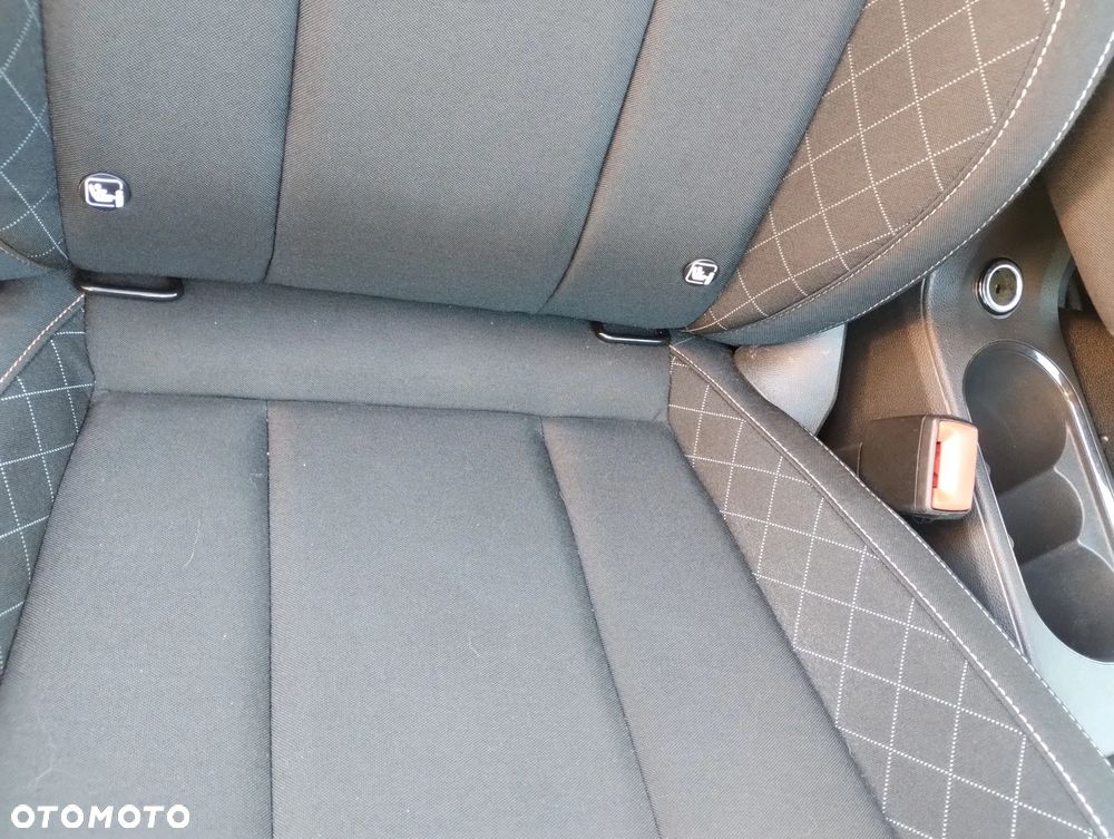 Skoda Kamiq 1.0 TSI Ambition - 32