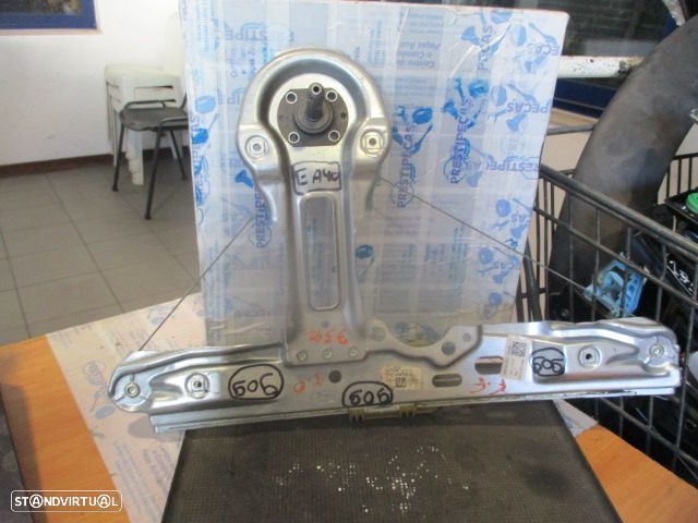 Elevador Manual BM51A2700AC FORD FOCUS  3 FASE 1 2012 1.6 Tdci 95CV 5P BRANCO TD