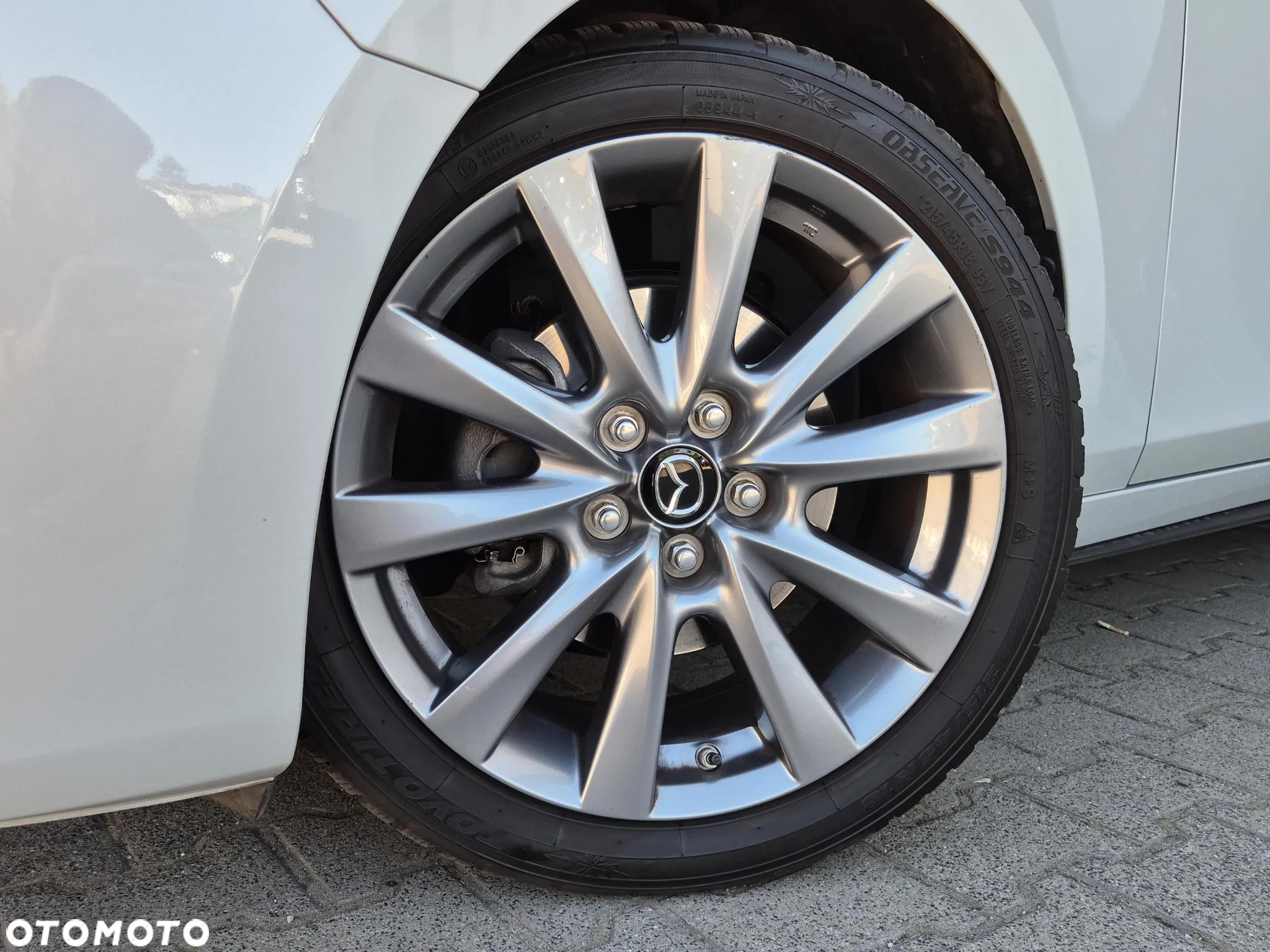 Mazda 3 2.0 mHEV Exclusive Line - 17
