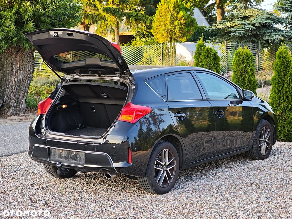Toyota Auris 1.6 Sol - 9